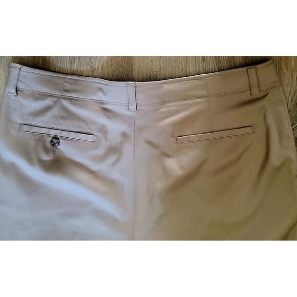 PGA TOUR Golf Shorts Chino SZ 38 Dark Tan 9" Inseam Polyester Pockets Comfort - Picture 5 of 7